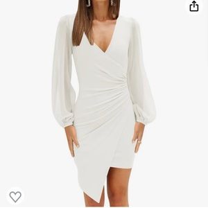 Beautiful white long sleeve dress, size XL